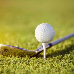 Go Dream GOLF VED GRENAA- Oplevelsesgaver ADVENTURE - Placeret tæt ved en af Danmarks bedste og flotteste sandstrande på Jyllands næsetip finder du en